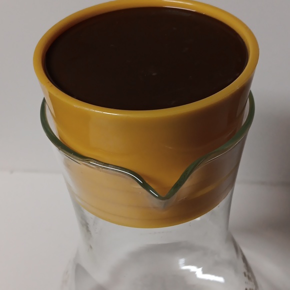 Pyrex juice decanter - Picture 2 of 7